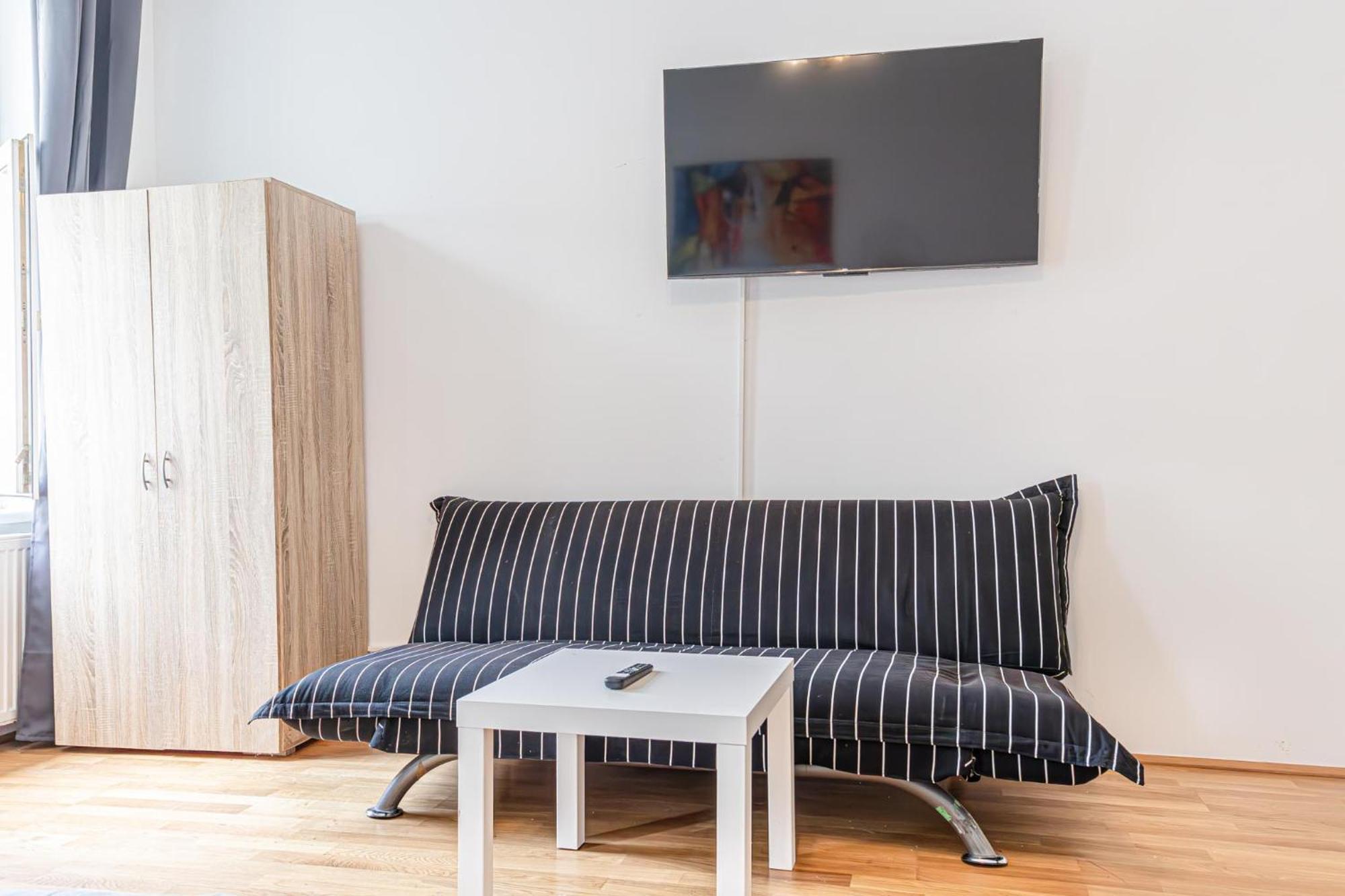 Peaceful And Stylish 2 Bedroom Cozy Atmosphere Apartment Wien