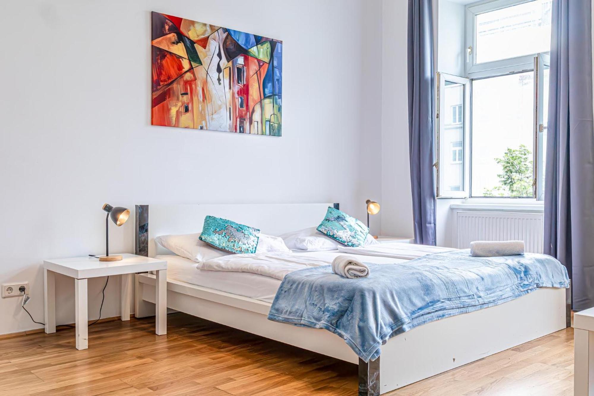 Apartment Peaceful And Stylish 2 Bedroom Cozy Atmosphere